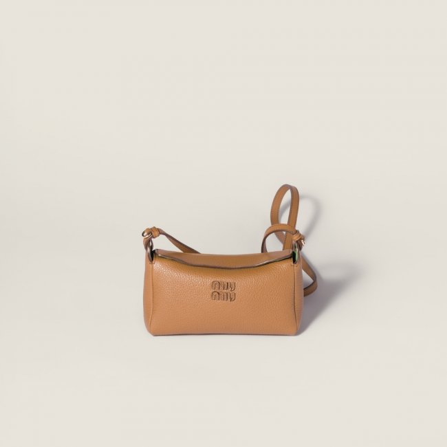 Miu Miu Leather pouch Caramel / Larch Green