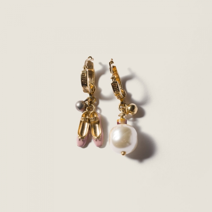 Miu Miu Metal pendant earrings Gold / Orchid