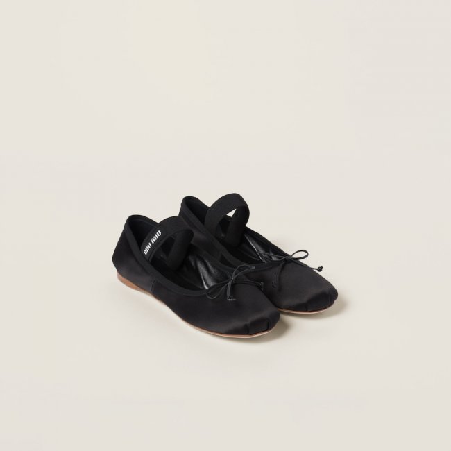 Miu Miu Satin ballerinas Black