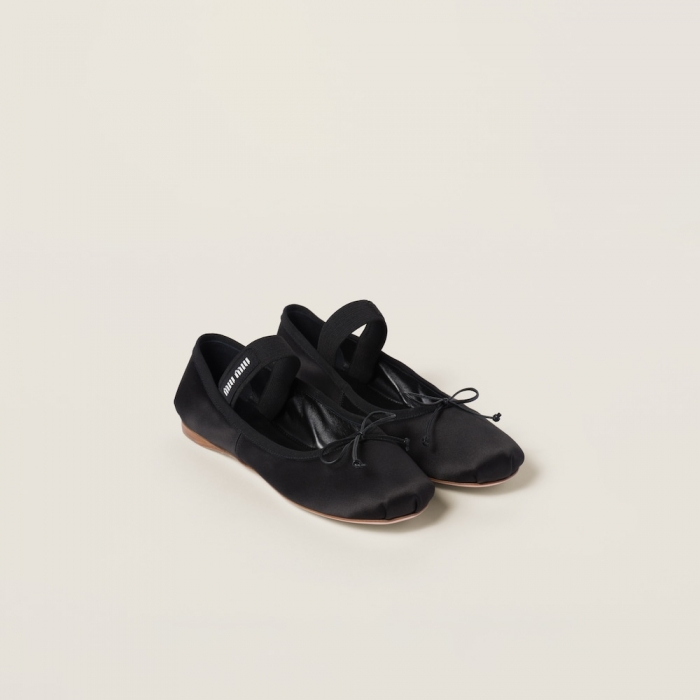 Miu Miu Satin ballerinas Black