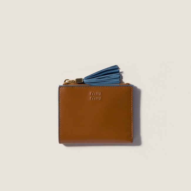 Miu Miu Small leather wallet Cognac / Astral Blue