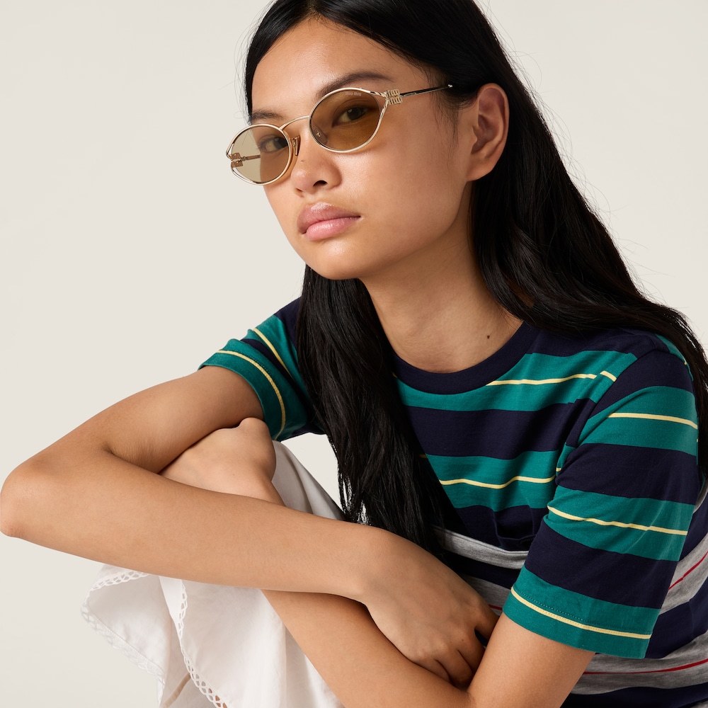Miu Miu Logo sunglasses - Camomile Lenses