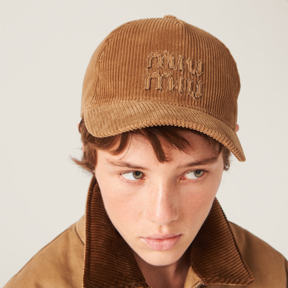 Miu Miu Velvet baseball cap - Cinnamon