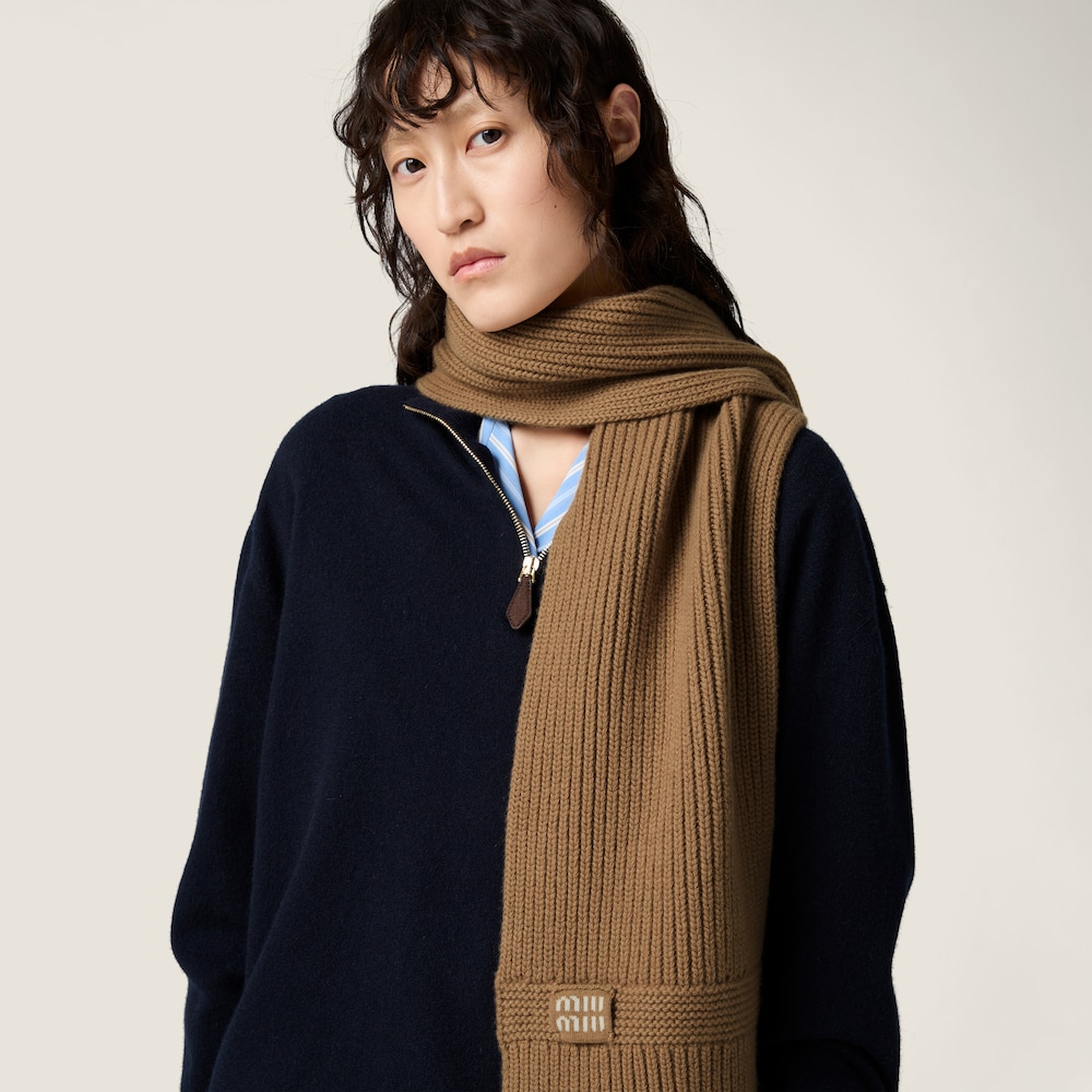 Miu Miu Cashmere scarf - Camel Brown