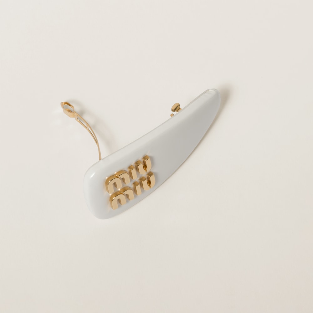 Miu Miu Patent leather hair clip - White