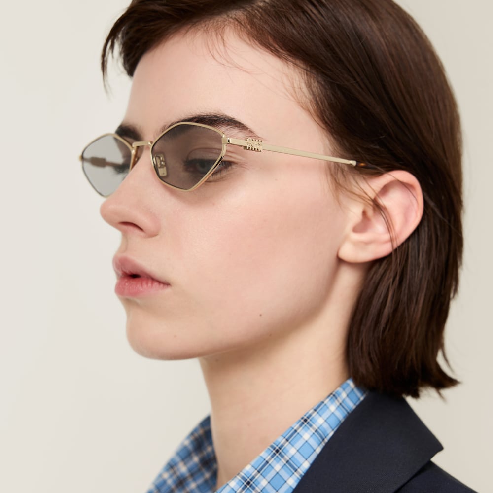 Miu Miu Logo sunglasses - Light Gray lenses