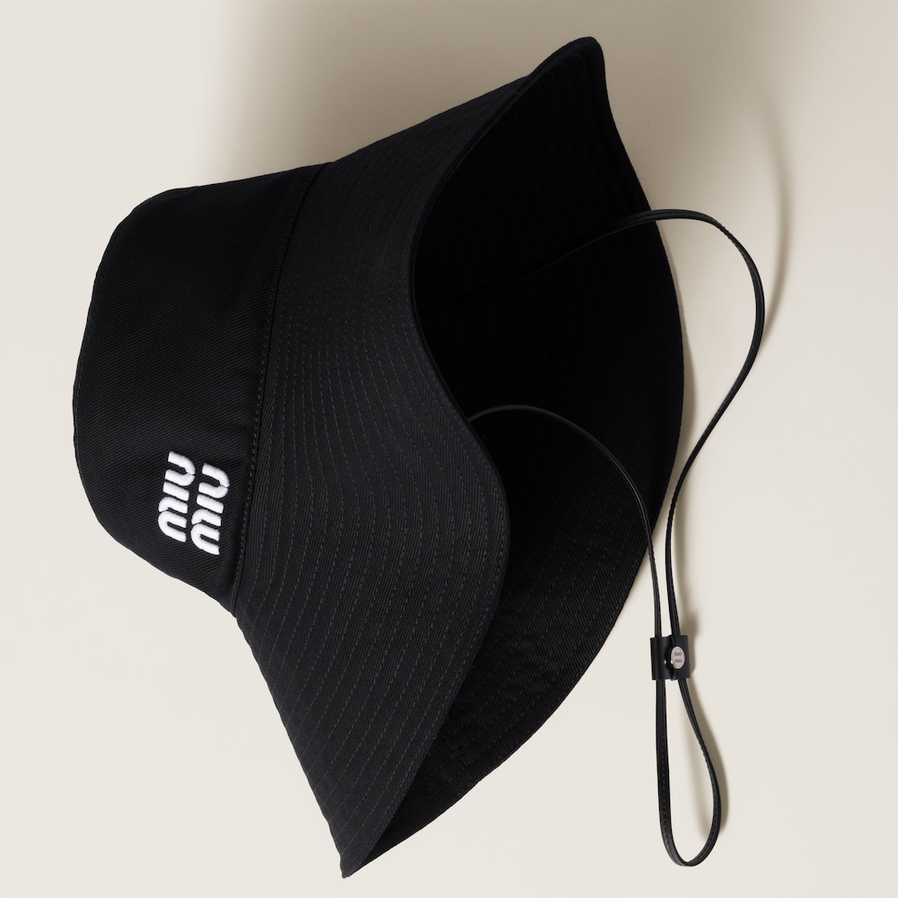 Miu Miu Drill hat - Black/White