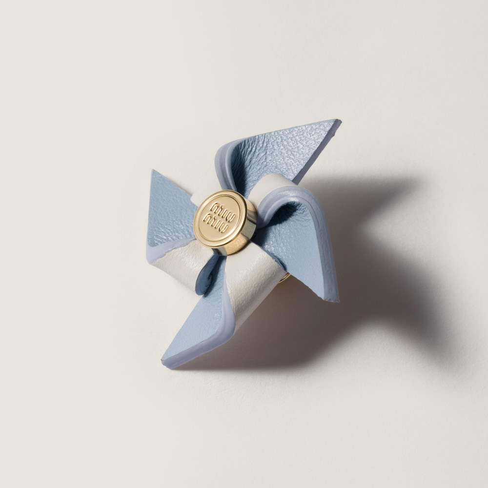 Miu Miu Leather pinwheel brooch - Sky Blue/White