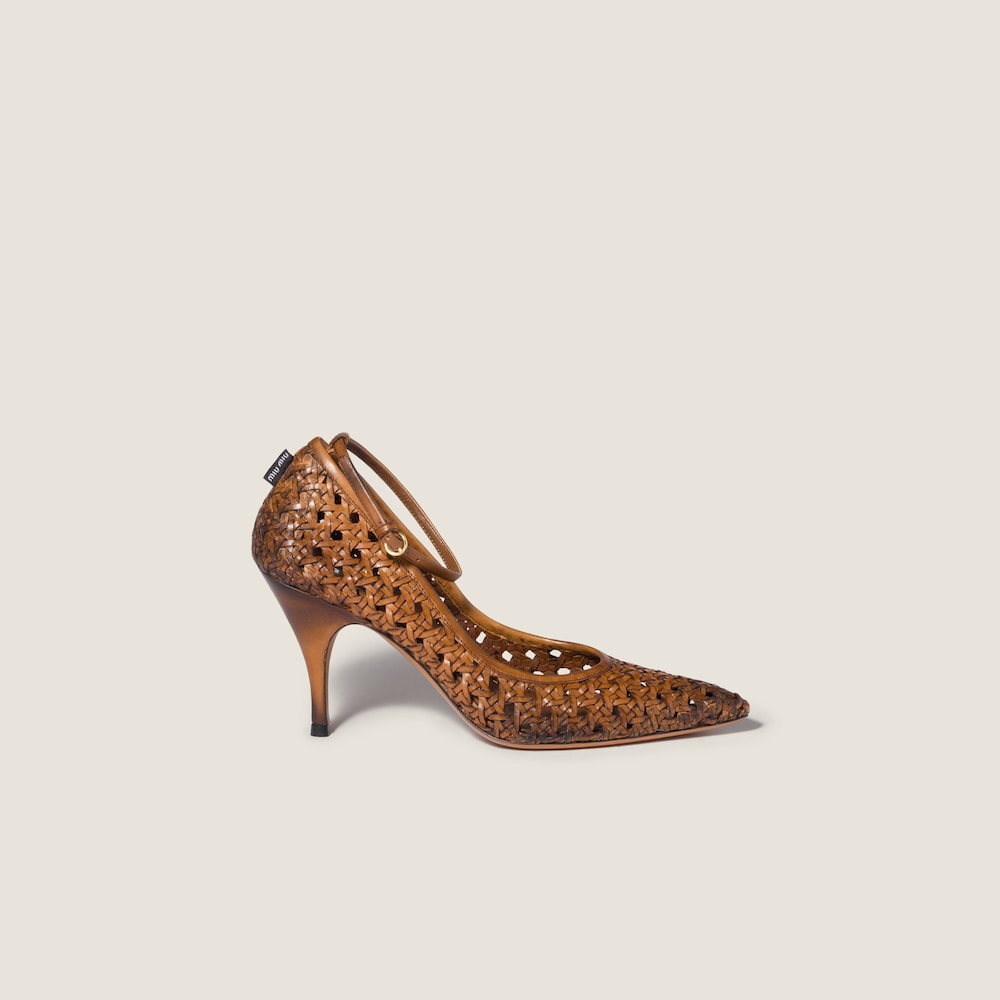Miu Miu Woven leather pumps Cognac