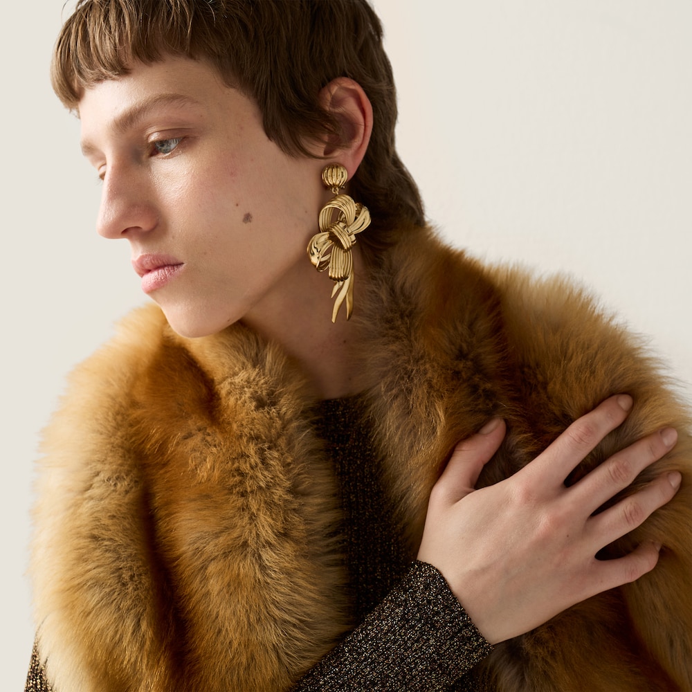 Miu Miu Metal bow earrings Gold