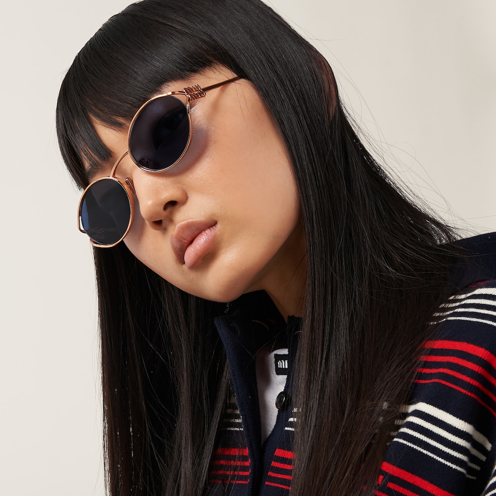 Miu Miu Logo sunglasses - Blue Lenses
